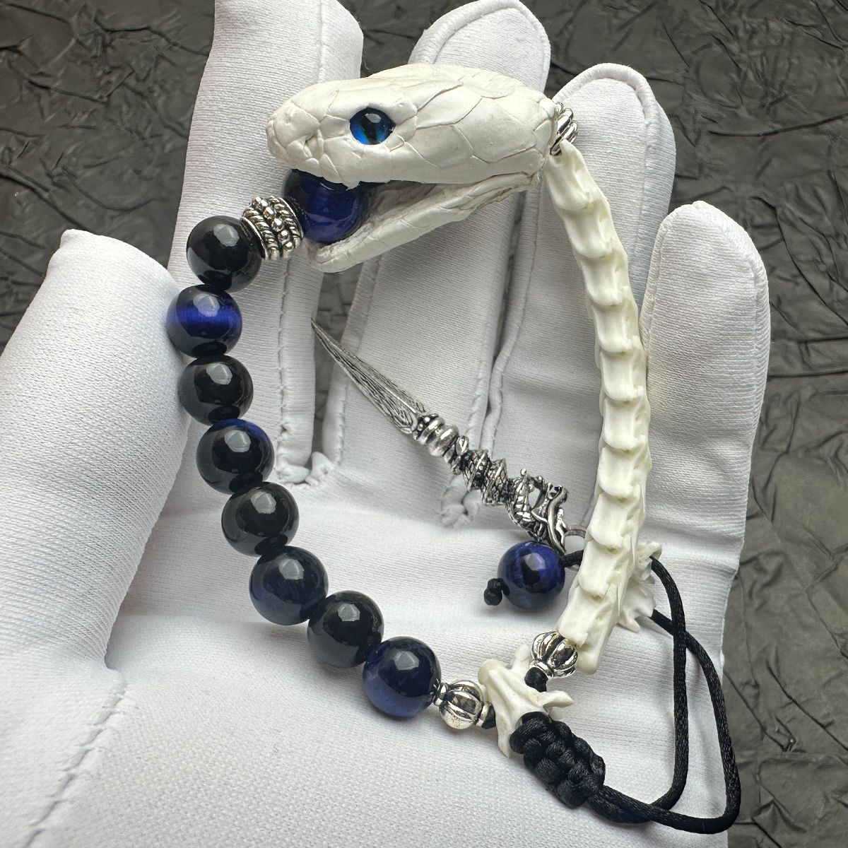 Premium Real Snake Bone Bracelet – Handcrafted Gothic & Tribal Jewelry