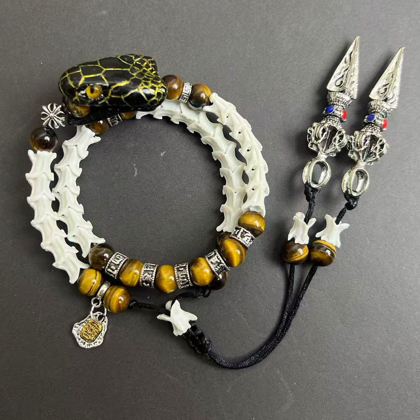 Real Snake Vertebrae Bracelet – Gothic Punk Accessory for Men & Women