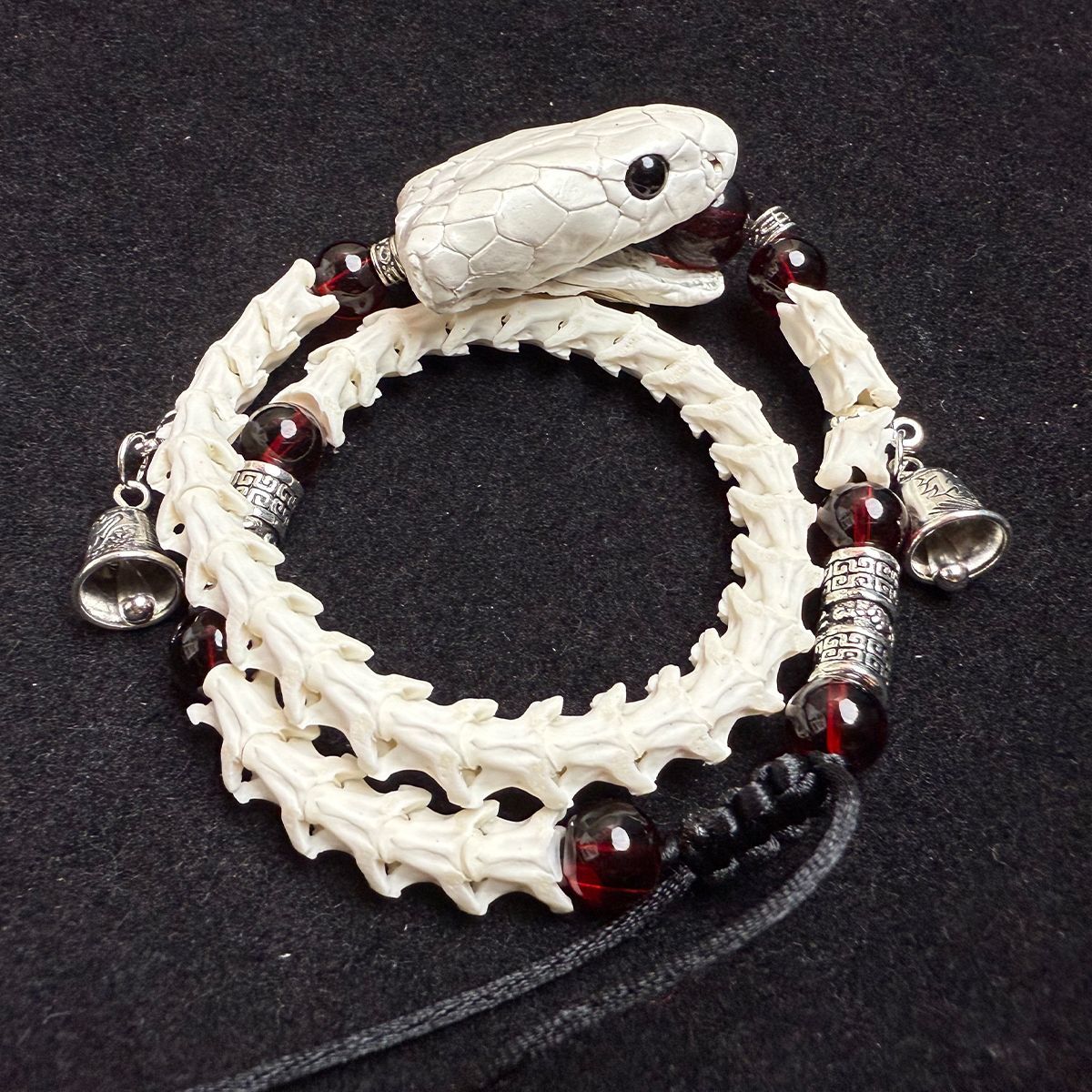 Premium Real Snake Bone Bracelet – Handcrafted Gothic & Tribal Jewelry