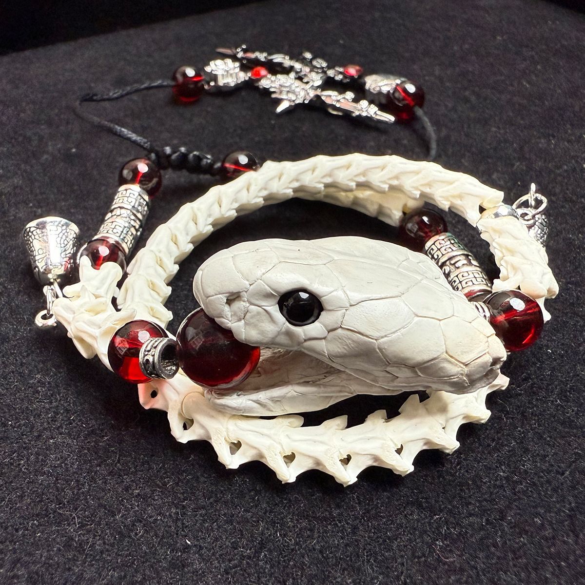 Premium Real Snake Bone Bracelet – Handcrafted Gothic & Tribal Jewelry