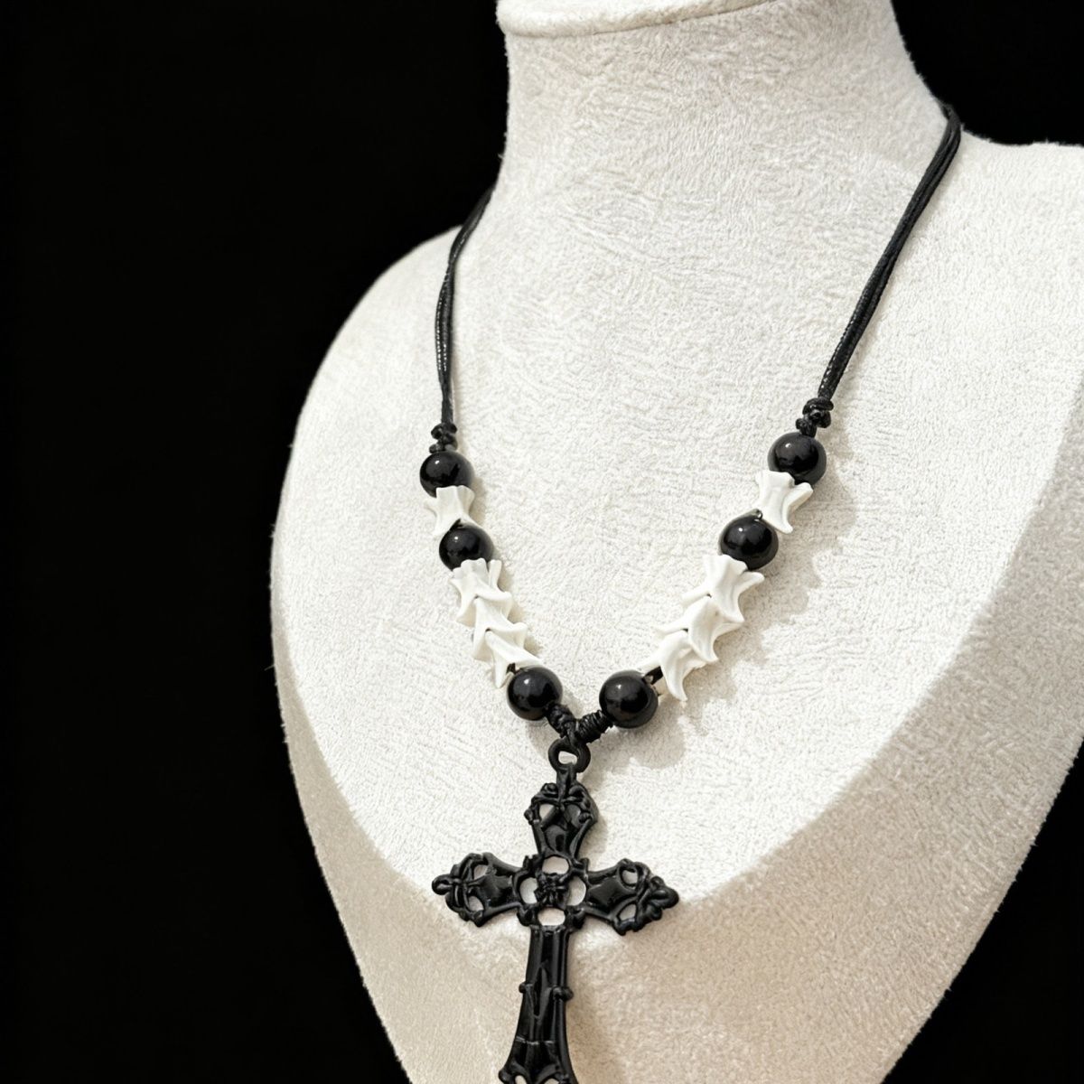 Minimalist Snake Bone Necklace – A Touch of Wild