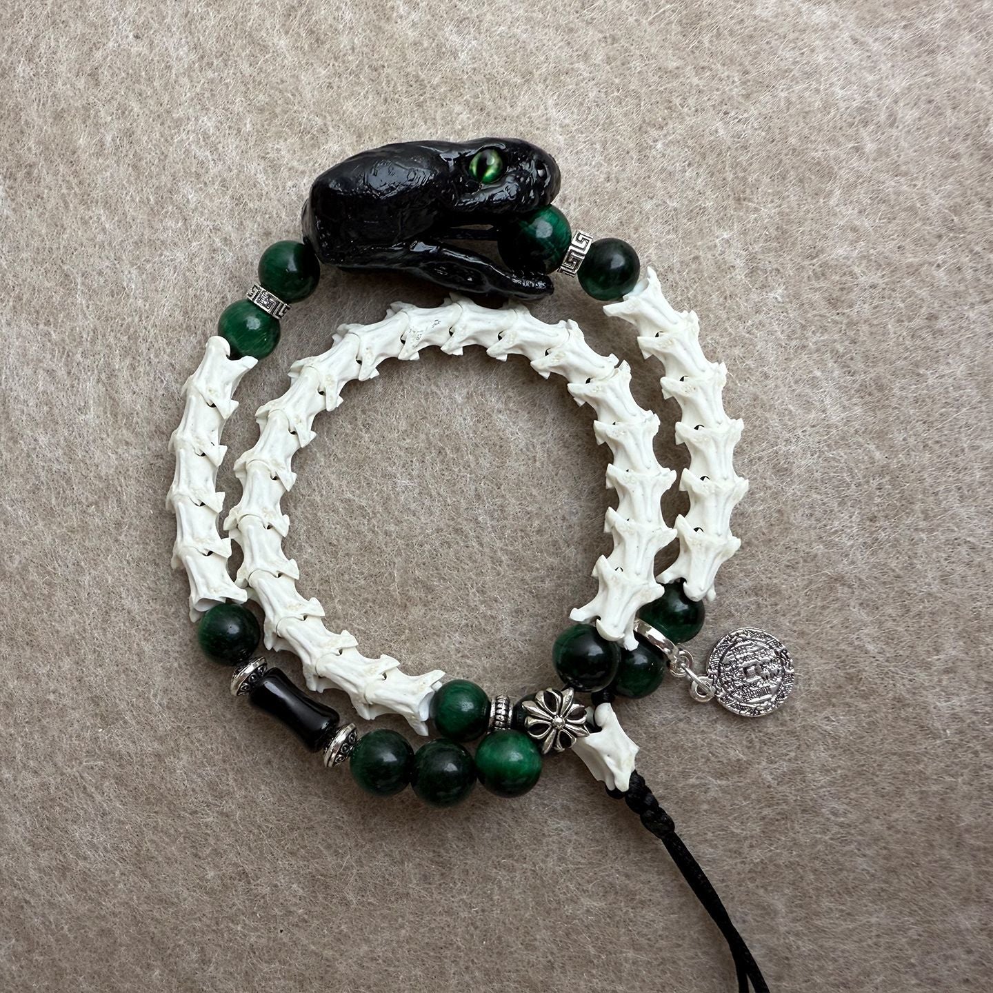 eal Snake Vertebrae Bracelet – Gothic Punk Accessory for Men & Women