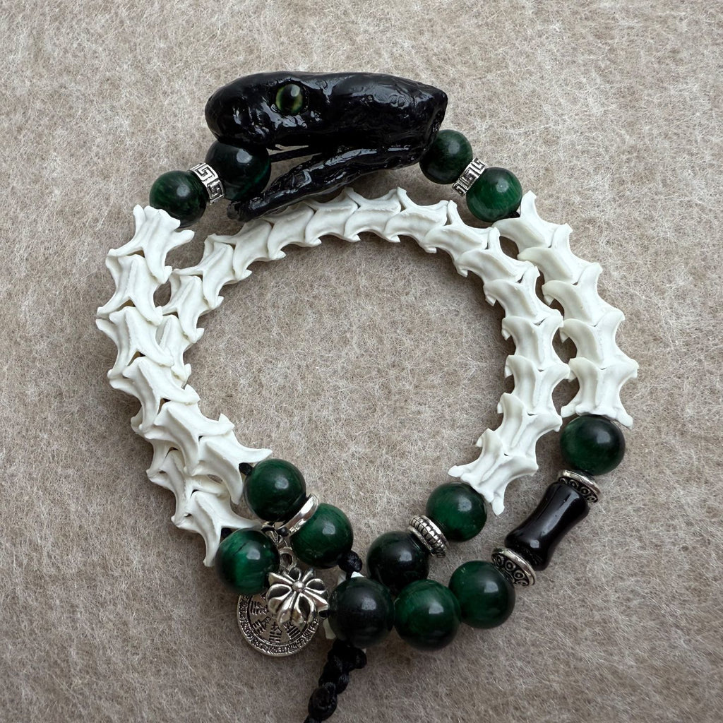 eal Snake Vertebrae Bracelet – Gothic Punk Accessory for Men & Women