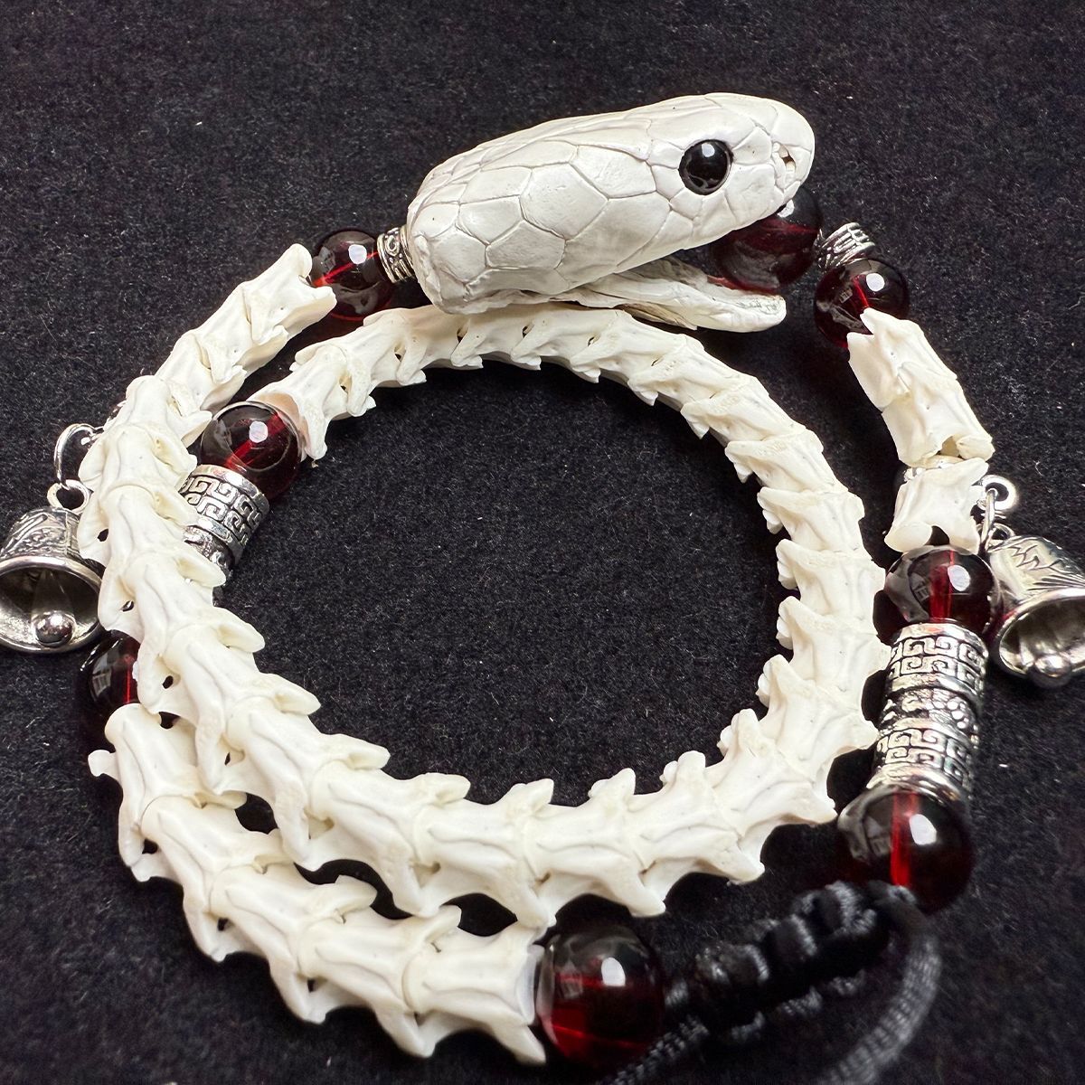 Premium Real Snake Bone Bracelet – Handcrafted Gothic & Tribal Jewelry