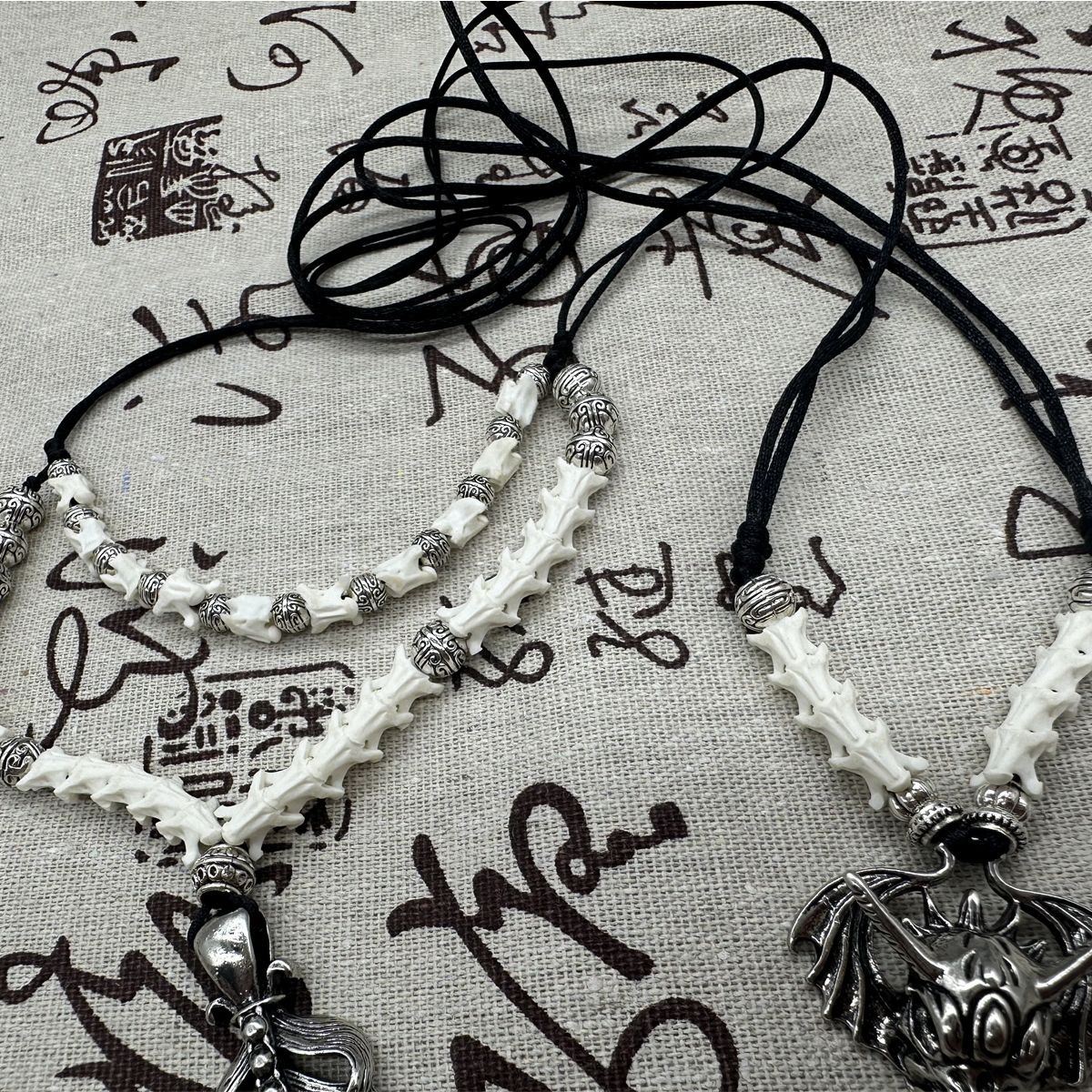 Elegant Snake Bone Necklace – Unique & Timeless Jewelry