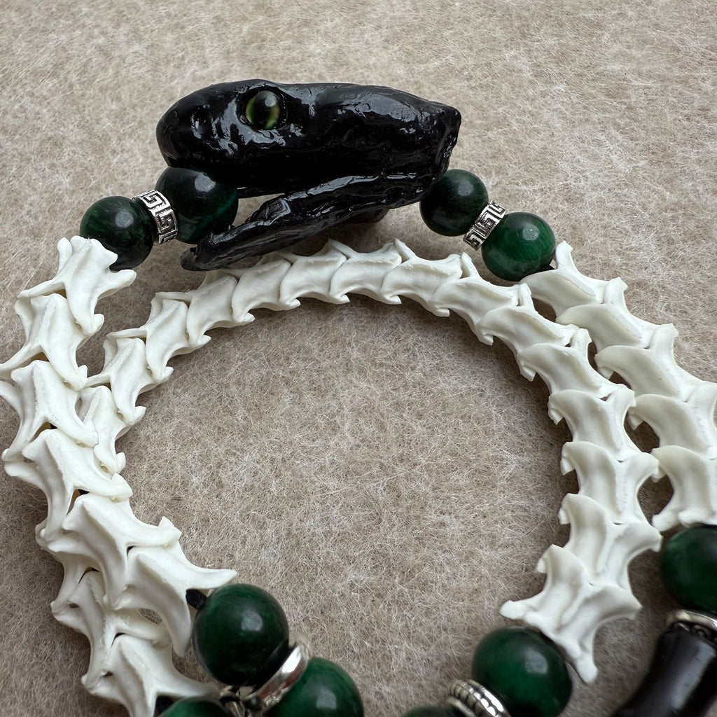 eal Snake Vertebrae Bracelet – Gothic Punk Accessory for Men & Women